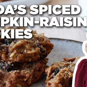Giada De Laurentiis' Spiced Pumpkin-Raisin Cookies | Giada At Home | Food Network