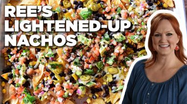 Ree Drummond's Lightened-Up Nachos | The Pioneer Woman | Food Network