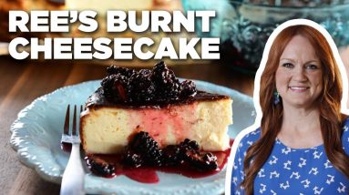 Ree Drummond's Burnt Cheesecake with Blackberries | The Pioneer Woman | Food Network