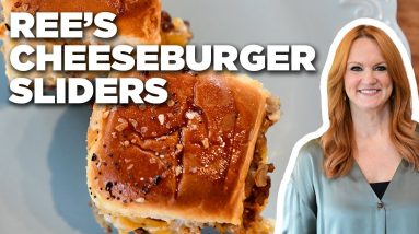 Ree Drummond's Cheeseburger Sliders | The Pioneer Woman | Food Network