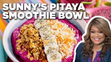Sunny Anderson's Pitaya Smoothie Bowl | The Kitchen | Food Network