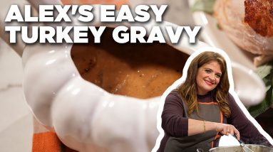 Alex Guarnaschelli's Easy Turkey Gravy | The Kitchen | Food Network