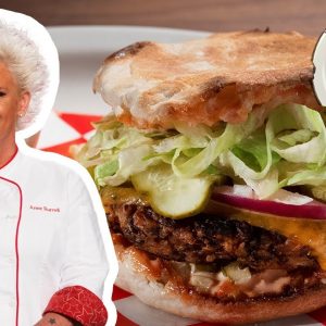 Anne Burrell's Mushroom and Black Bean Burger | Worst Cooks in America | Food Network