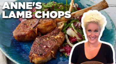 Anne Burrell's Lamb Chops with Fennel, Arugula, Red Onion and Black Olive Salad | Food Network