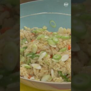 How to Make Jet Tila's Bacon and Egg Fried Rice | Food Network