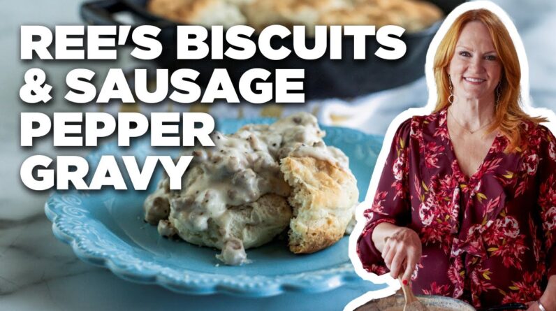 Ree Drummond's Biscuits and Sausage Pepper Gravy | The Pioneer Woman | Food Network